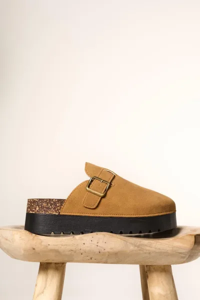 Zueco Alto Camel YY-01
