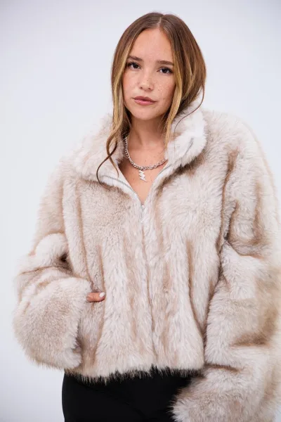 Campera Peluda Salvaje Beige L26-3347