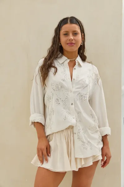 Camisa Bordada con brillos Beige